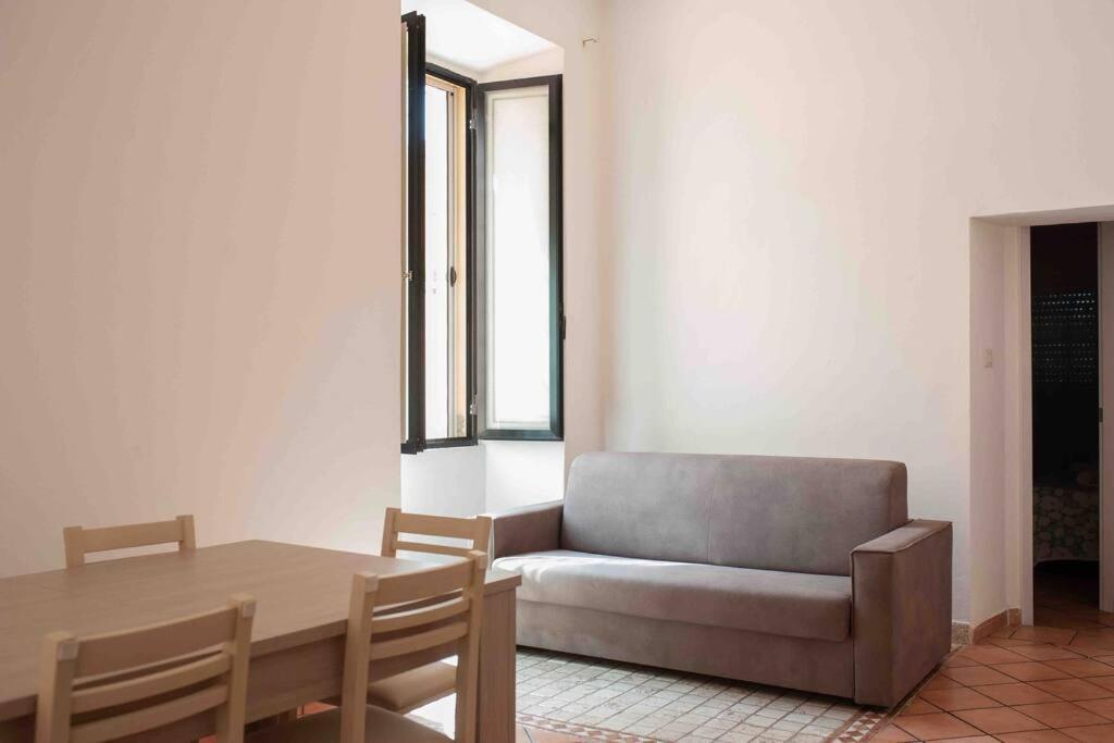 Leopardi Apartment 7 อาลเกโร ภายนอก รูปภาพ